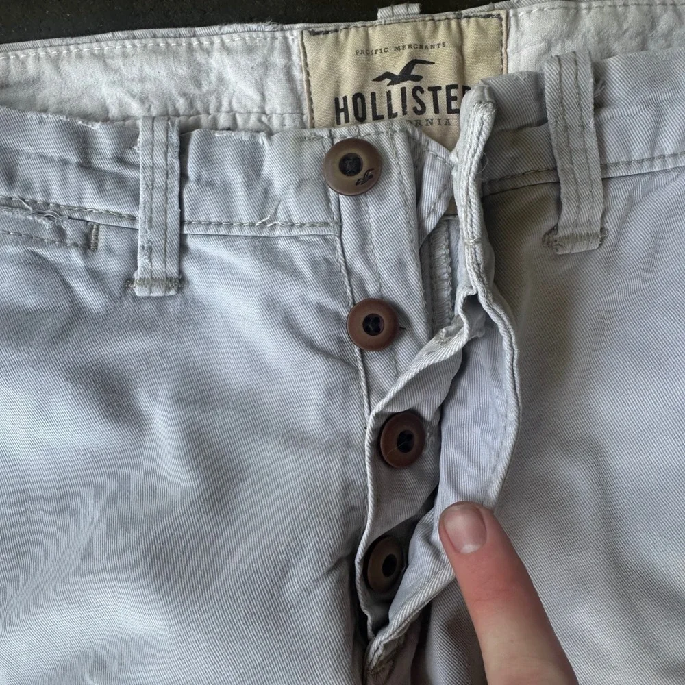 Hollister Chino Pants Mens 30x32 Khaki Good Button Fly Straight Leg Cotton